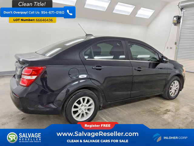 Used 2017 Chevrolet Sonic LT FWD image 4