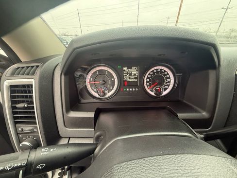 Used 2018 RAM 2500 SLT image 16