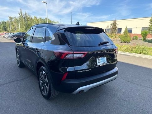 Used 2025 Ford Escape Platinum AWD/4WD image 9