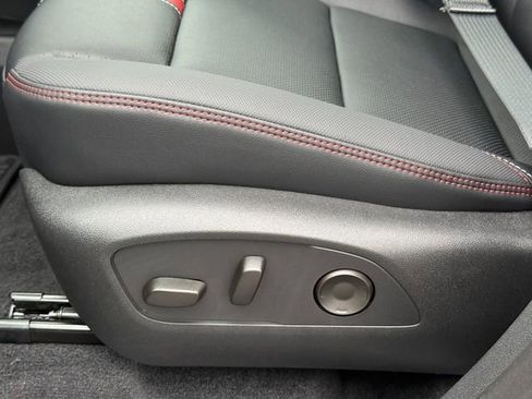 New 2026 Chevrolet Traverse RS FWD image 15