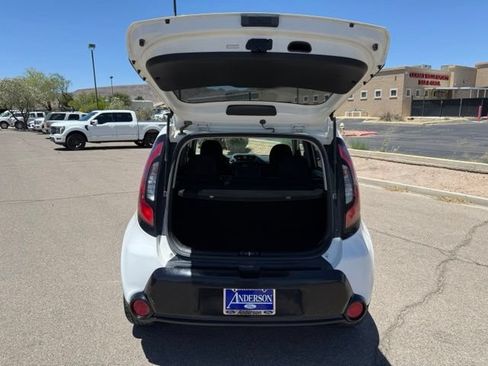 Used 2016 Kia Soul + FWD image 31