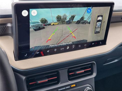 New 2026 Ford Maverick Lariat image 13