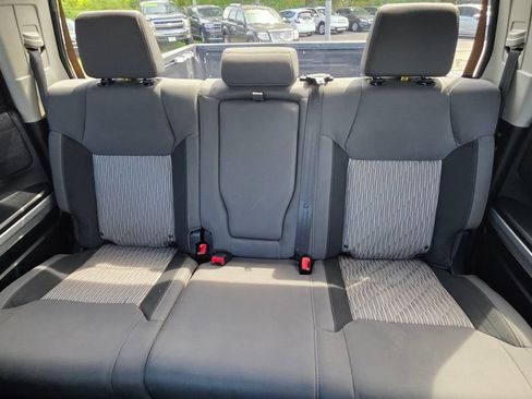 Used 2017 Toyota Tundra SR5 AWD/4WD image 18
