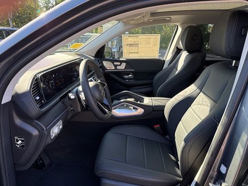 New 2026 Mercedes-Benz GLS 450 4MATIC image 14