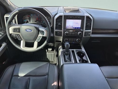 Used 2019 Ford F150 Lariat w/ Equipment Group 502A Luxury AWD/4WD image 18