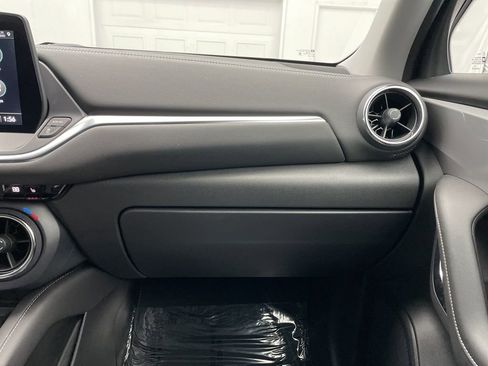 Used 2025 Chevrolet Blazer LT w/ Convenience Package image 43