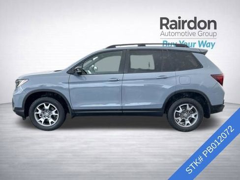 Used 2023 Honda Passport TrailSport image 4