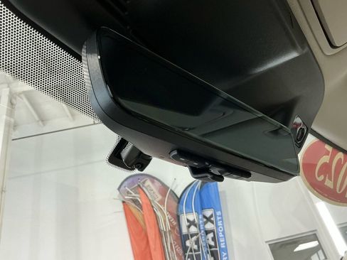 Used 2025 Nissan Armada Platinum Reserve image 24