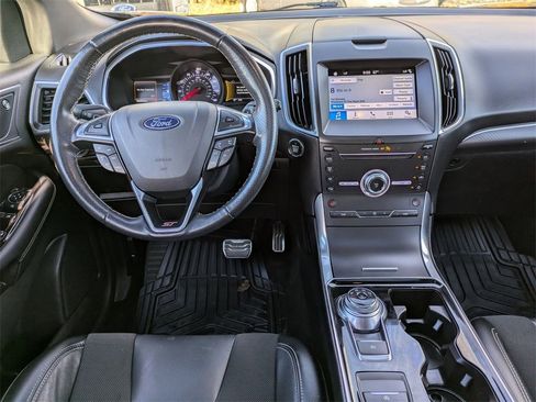 Used 2019 Ford Edge ST w/ Convenience Package image 17