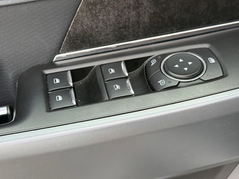 Used 2022 Ford F150 XLT w/ Equipment Group 302A High image 25