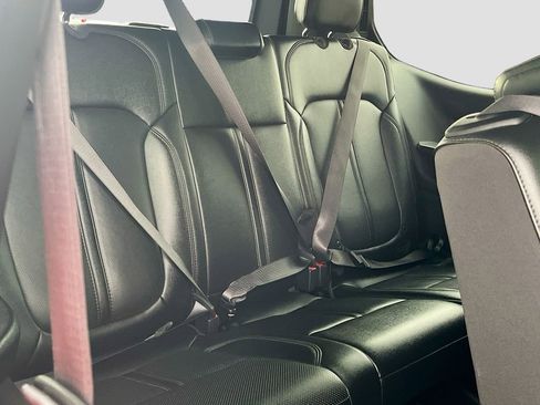 Used 2024 Jeep Wagoneer Base image 28