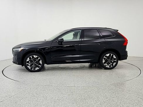 New 2026 Volvo XC60 B5 Plus w/ Protection Package Premier AWD/4WD image 8