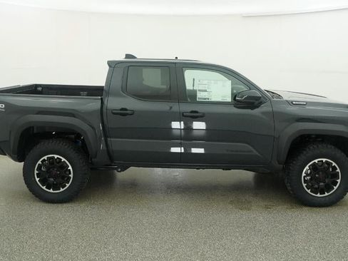 New 2026 Toyota Tacoma TRD Off-Road AWD/4WD image 11