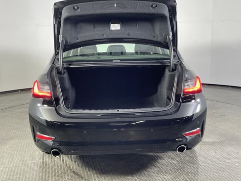 Used 2019 BMW 330i xDrive Sedan image 8
