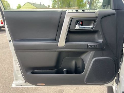 Used 2023 Toyota 4Runner Limited AWD/4WD image 8