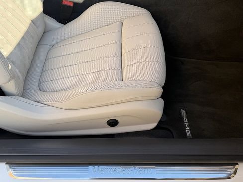 Used 2021 Mercedes-Benz E 450 4MATIC Cabriolet image 23