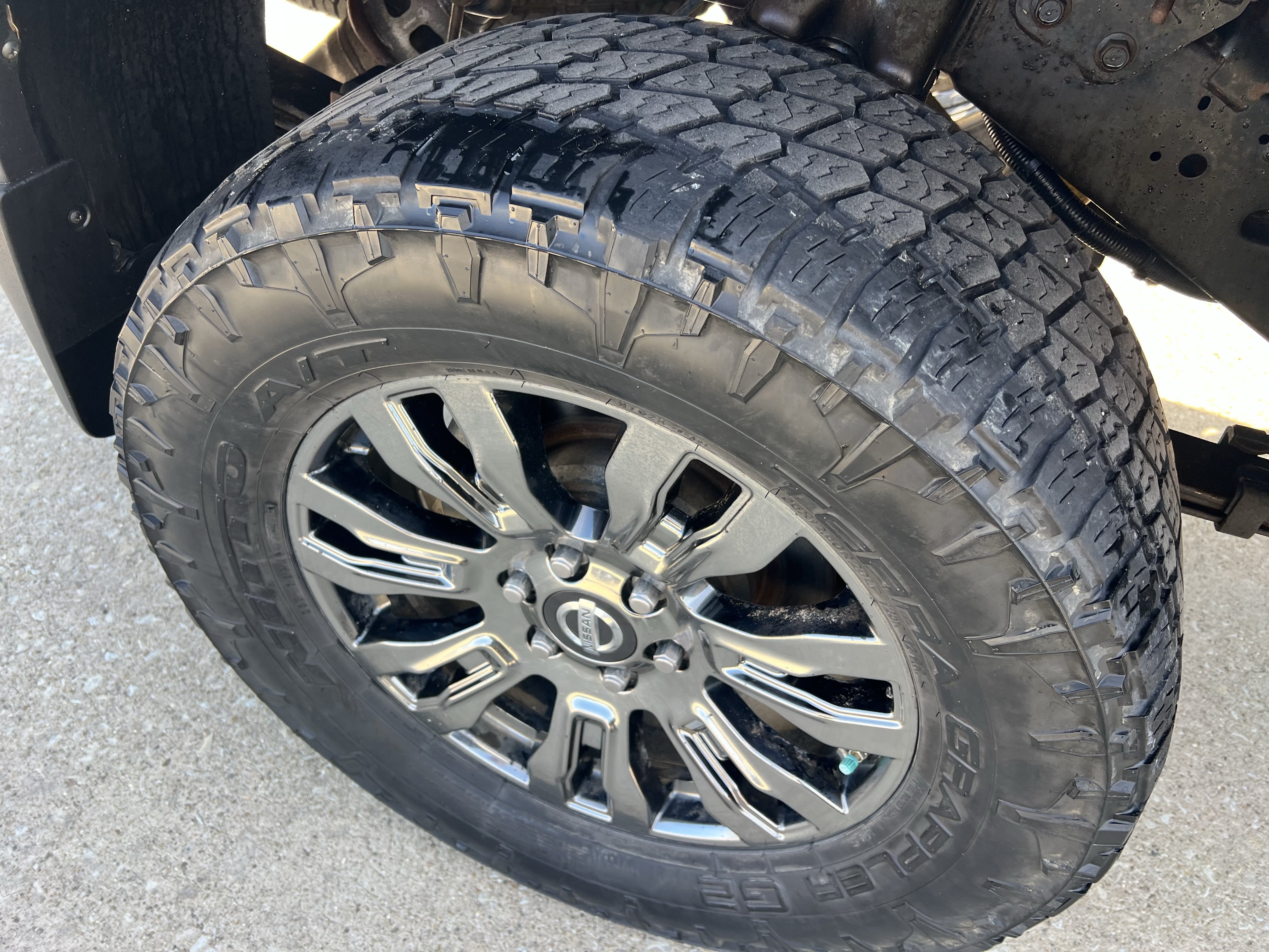 Used 2019 Nissan Titan PRO-4X AWD/4WD image 6