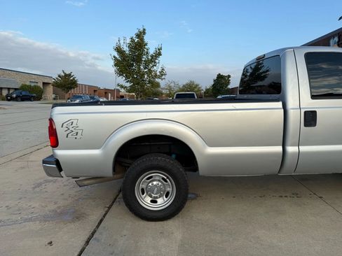 Used 2012 Ford F250 XL w/ PWR Equipment Group image 5