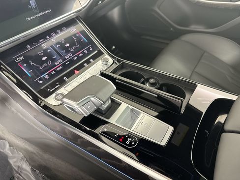Used 2026 Audi A8 L 3.0T AWD/4WD image 16