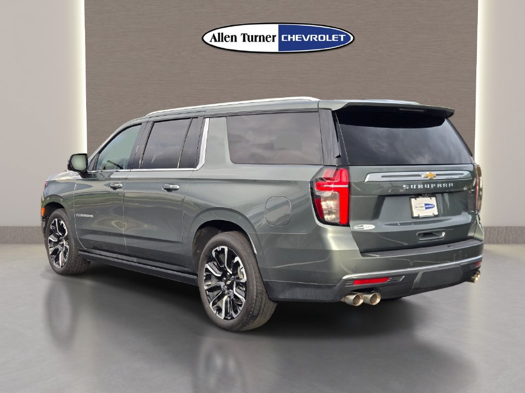Used 2024 Chevrolet Suburban High Country w/ LPO, Illumination Package AWD/4WD image 9