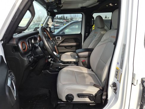 Used 2022 Jeep Gladiator Mojave w/ LED Lighting Group image 7