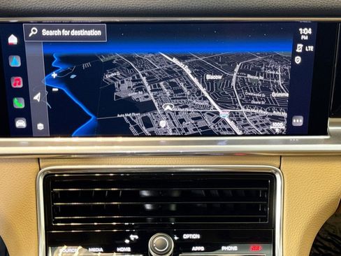 Used 2023 Porsche Panamera 4 w/ Premium Package image 13