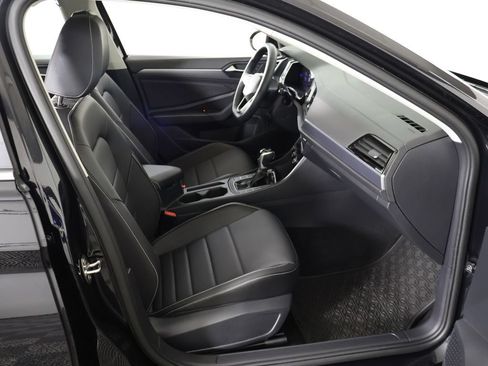 Used 2024 Volkswagen Jetta SE FWD image 33