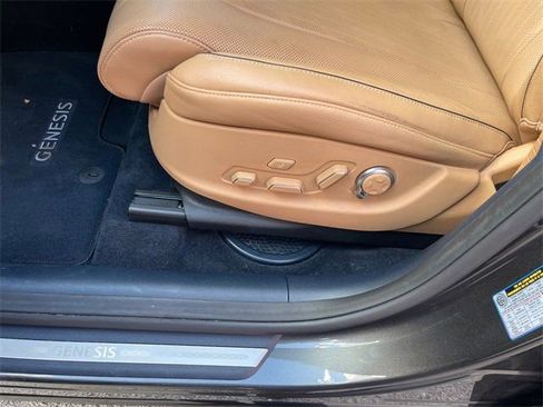 Used 2024 Genesis GV80 3.5T w/ Advanced Package image 11