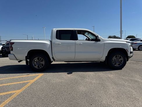 New 2026 Nissan Frontier SV w/ All-Weather Content Package image 6