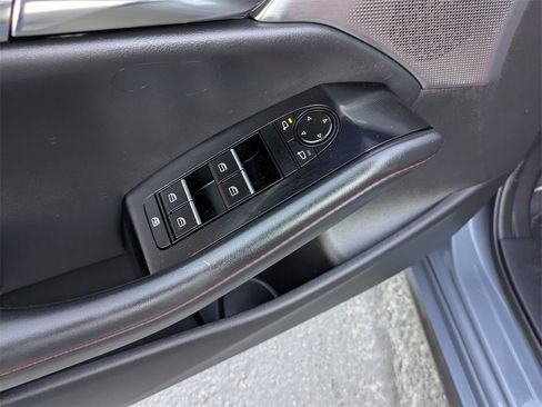 Used 2023 MAZDA MAZDA3 s image 13