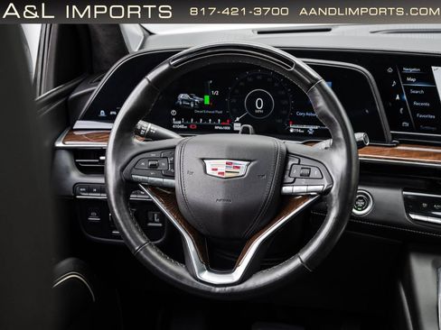 Used 2022 Cadillac Escalade Sport Platinum w/ Heavy-Duty Trailer Package AWD/4WD image 8