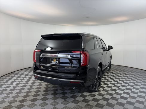 Certified 2023 GMC Yukon SLT w/ SLT Premium Package image 11