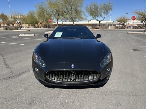 Used 2012 Maserati GranTurismo Sport image 8