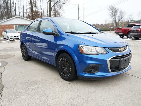Used 2017 Chevrolet Sonic LS image 3