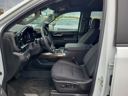 Used 2025 Chevrolet Silverado 1500 RST w/ Convenience Package II image 15