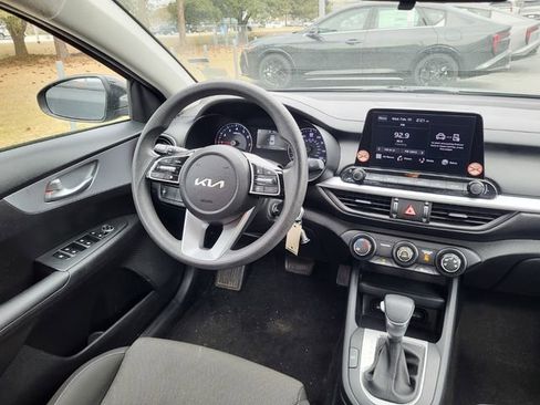 Used 2023 Kia Forte LXS image 14