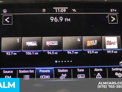 Used 2024 Volkswagen Tiguan S image 36