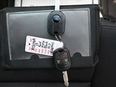 Used 2013 Ford F150 FX4 w/ Mid Equipment Group AWD/4WD image 9