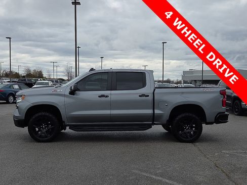 Used 2024 Chevrolet Silverado 1500 LT Trail Boss w/ LT Trail Boss Premium Package image 3