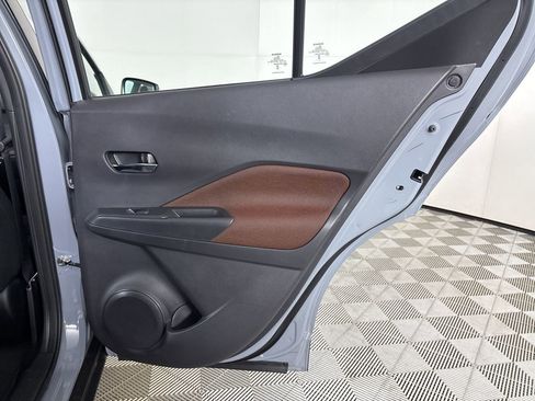 Used 2024 Nissan Kicks SR image 23