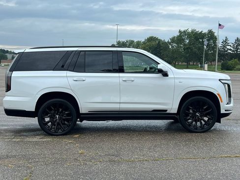 Used 2025 Cadillac Escalade Sport Platinum w/ LPO, ONYX Package AWD/4WD image 54