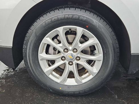 Used 2020 Chevrolet Equinox LT w/ LPO, Floor Liner Package image 13
