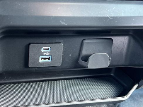 Used 2022 Ford F150 XLT w/ XTR Package image 25