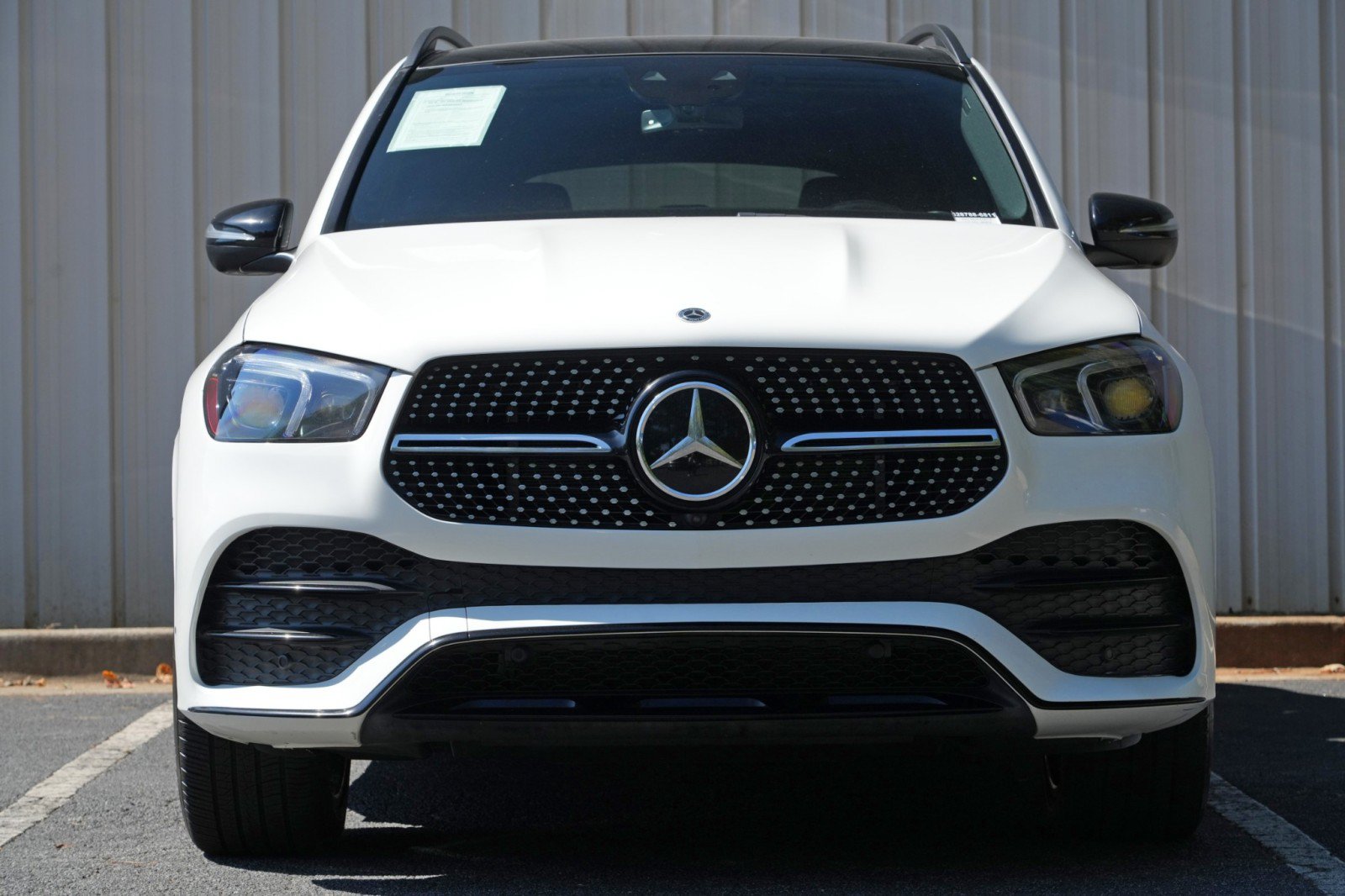 Used 2022 Mercedes-Benz GLE 450 4MATIC w/ AMG Line Exterior image 7