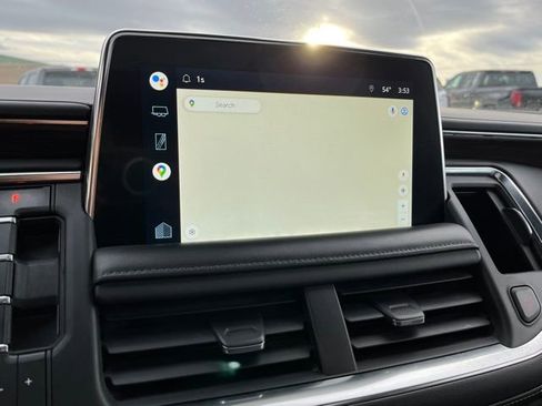 Used 2022 Chevrolet Suburban Z71 w/ Off-Road Capability Package image 50