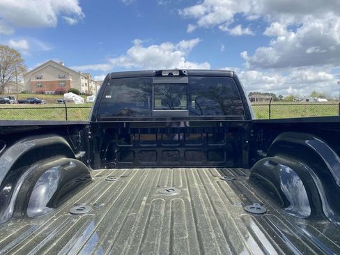 New 2026 RAM 2500 Big Horn AWD/4WD image 8