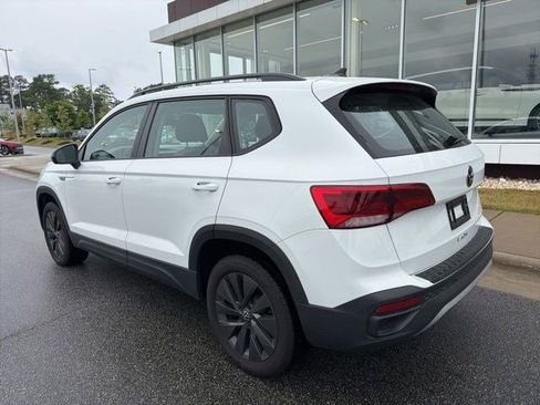 Used 2024 Volkswagen Taos S FWD image 3
