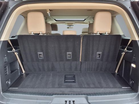 Used 2024 Ford Expedition Limited RWD image 13