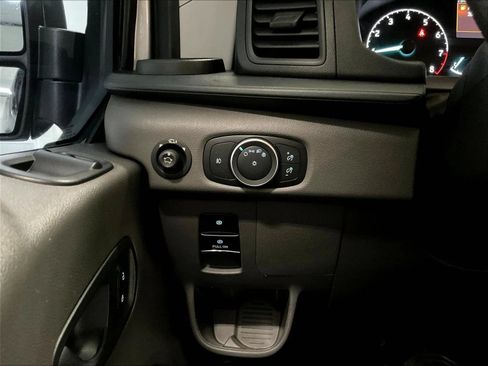 Used 2021 Ford Transit 350 XLT RWD image 25