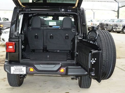 Used 2024 Jeep Wrangler Sahara w/ Technology Group image 30